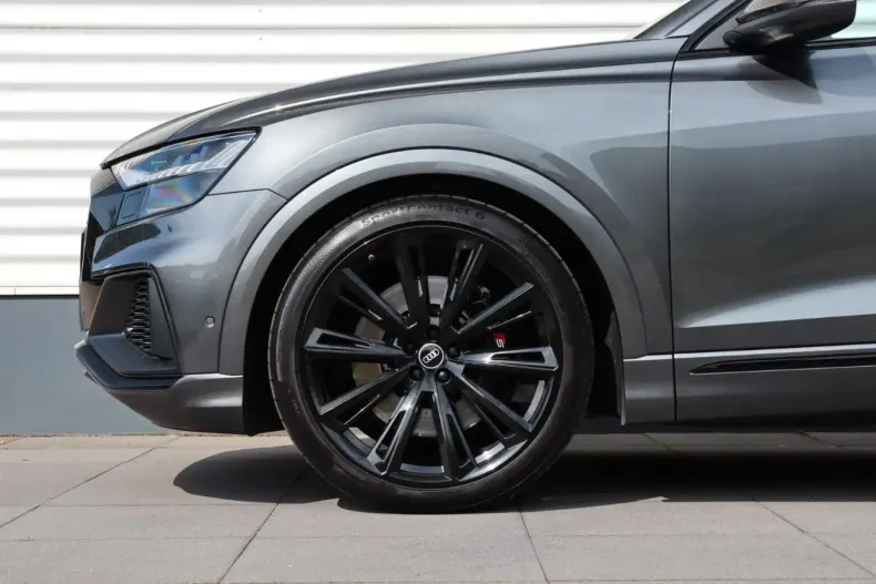 Audi SQ8 din 2021 cu 75.192 km - oferta AUD117171 - foto 4