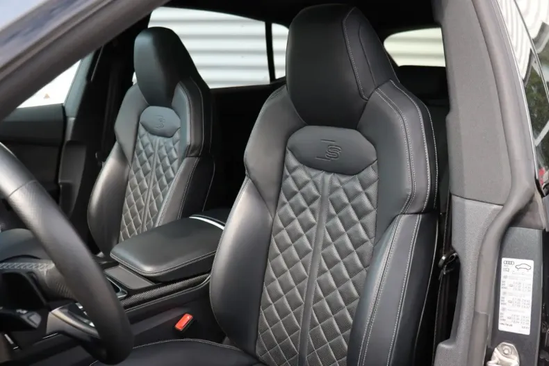 Audi SQ8 din 2021 cu 75.192 km - oferta AUD117171 - foto 6