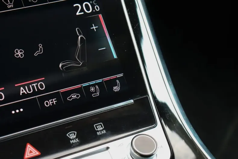 Audi SQ8 din 2021 cu 75.192 km - oferta AUD117171 - foto 13