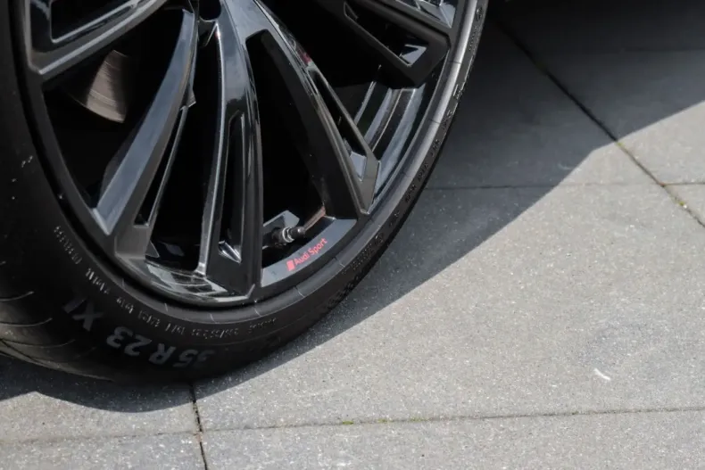 Audi SQ8 din 2021 cu 75.192 km - oferta AUD117171 - foto 22