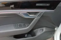 Volkswagen Touareg din 2024 cu 43.059 km - oferta VOL117174 - foto 6