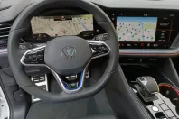 Volkswagen Touareg din 2024 cu 43.059 km - oferta VOL117174 - foto 9