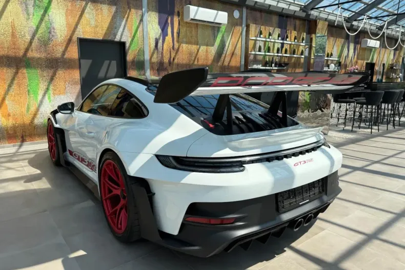 Porsche 992 din 2023 cu 3.505 km - oferta POR117175 - foto 5