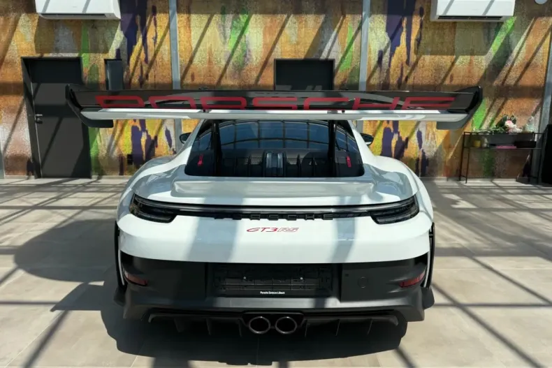 Porsche 992 din 2023 cu 3.505 km - oferta POR117175 - foto 6