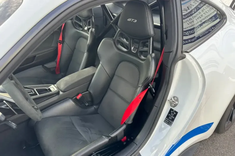 Porsche 992 din 2023 cu 7.500 km - oferta POR117176 - foto 17