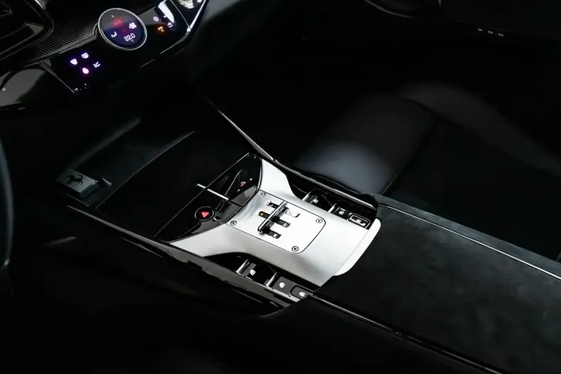 Ferrari Purosangue din 2024 cu 5.000 km - oferta FER117183 - foto 17