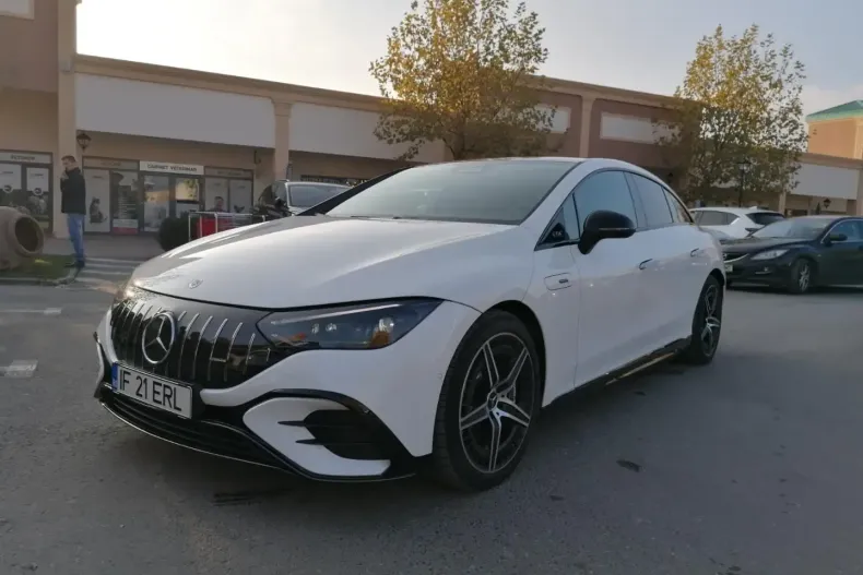 Mercedes-Benz EQE din 2022 cu 31.000 km - oferta MER117184 - foto 1