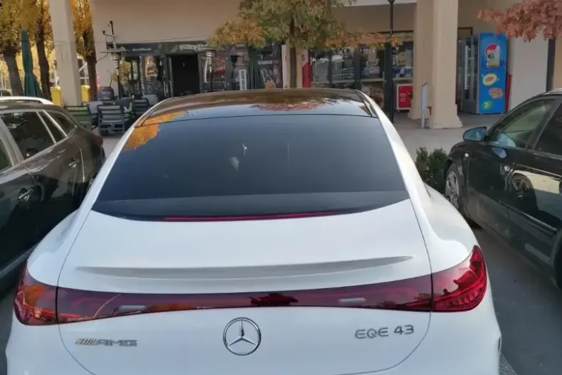 Mercedes-Benz EQE din 2022 cu 31.000 km - oferta MER117184 - foto 4