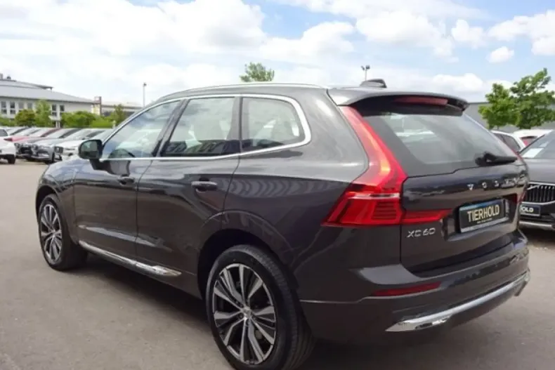 Volvo XC60 din 2022 cu 48.900 km - oferta VOL117189 - foto 4