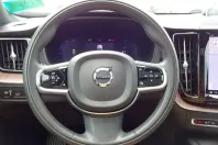 Volvo XC60 din 2022 cu 48.900 km - oferta VOL117189 - foto 13