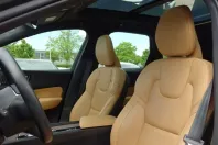 Volvo XC60 din 2022 cu 48.900 km - oferta VOL117189 - foto 15