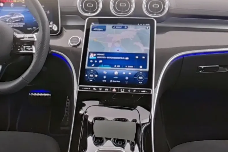 Mercedes-Benz CLE 200 din 2024 cu 20.130 km - oferta MER117194 - foto 5