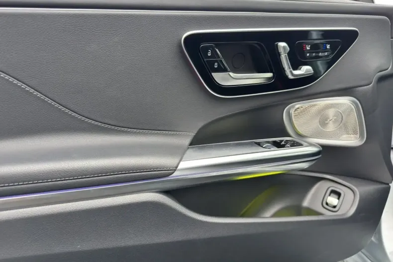 Mercedes-Benz CLE 220 din 2023 cu 7.990 km - oferta MER117195 - foto 7