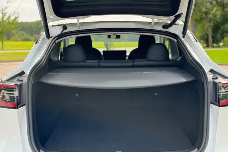 Tesla Model Y din 2023 cu 47.990 km - oferta TES117200 - foto 7