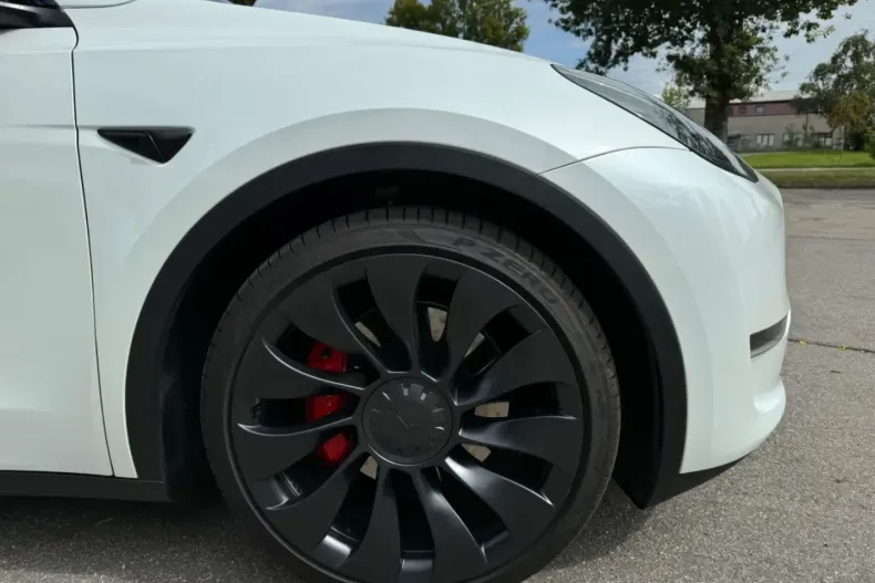 Tesla Model Y din 2023 cu 47.990 km - oferta TES117200 - foto 15