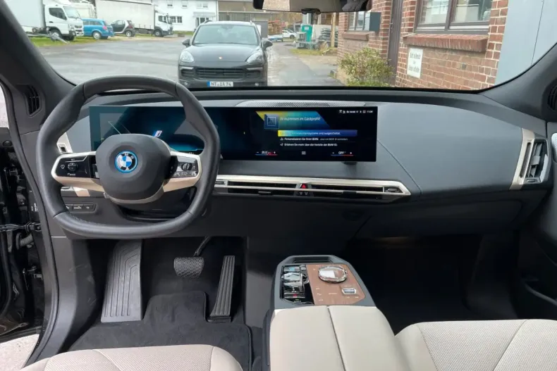 BMW iX din 2022 cu 37.800 km - oferta BMW117202 - foto 16