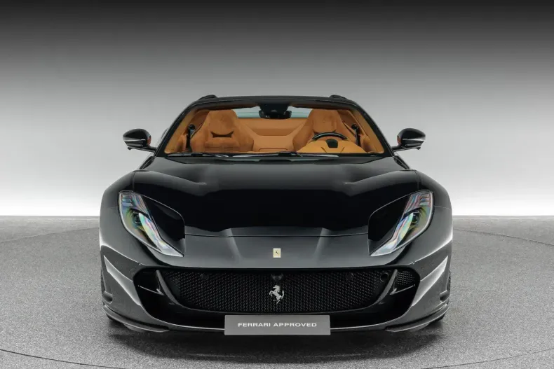 Ferrari 812 din 2023 cu 1.900 km - oferta FER117203 - foto 8
