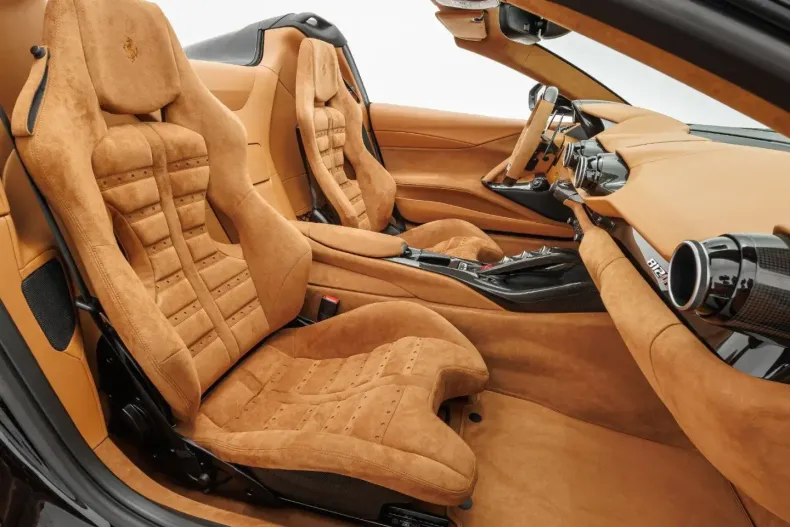 Ferrari 812 din 2023 cu 1.900 km - oferta FER117203 - foto 16