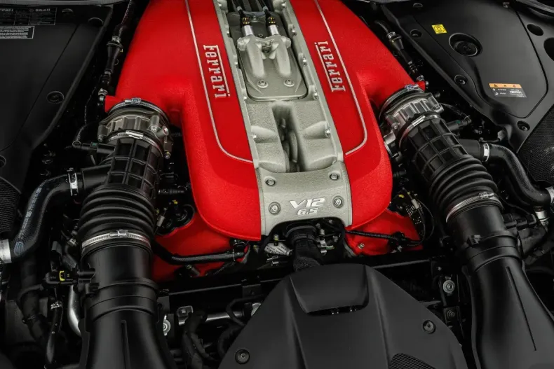 Ferrari 812 din 2023 cu 1.900 km - oferta FER117203 - foto 20