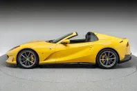 Ferrari 812 din 2022 cu 4.000 km - oferta FER117204 - foto 2