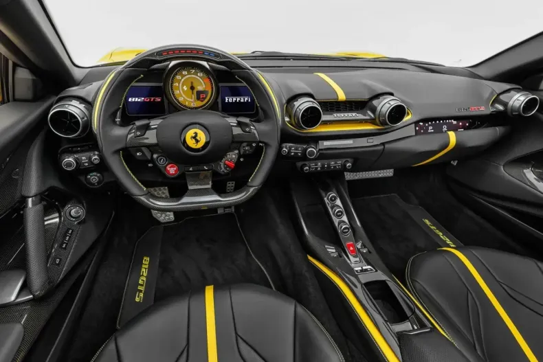 Ferrari 812 din 2022 cu 4.000 km - oferta FER117204 - foto 12