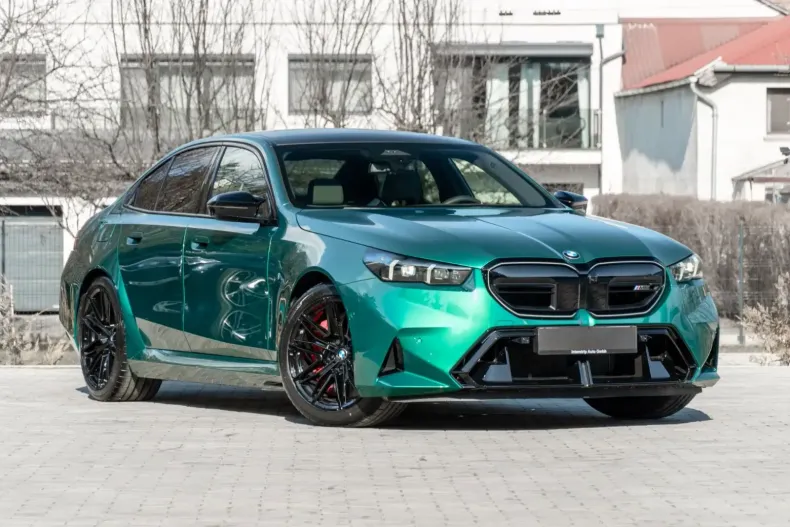 BMW M5 din 2025 cu 9.900 km - oferta BMW117208 - foto 2