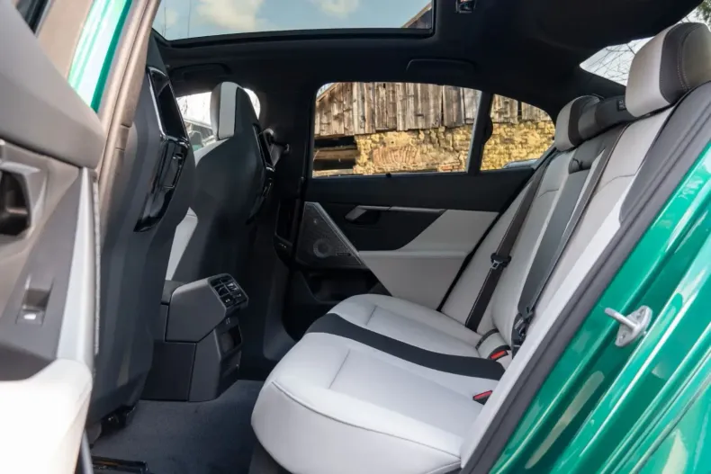 BMW M5 din 2025 cu 9.900 km - oferta BMW117208 - foto 16