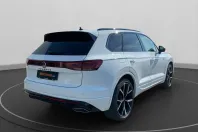 Volkswagen Touareg din 2024 cu 67.524 km - oferta VOL117213 - foto 4