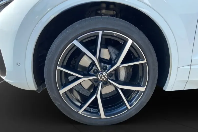 Volkswagen Touareg din 2024 cu 67.524 km - oferta VOL117213 - foto 7