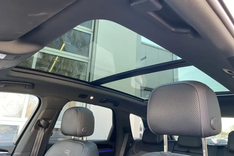 Volkswagen Touareg din 2024 cu 67.524 km - oferta VOL117213 - foto 23