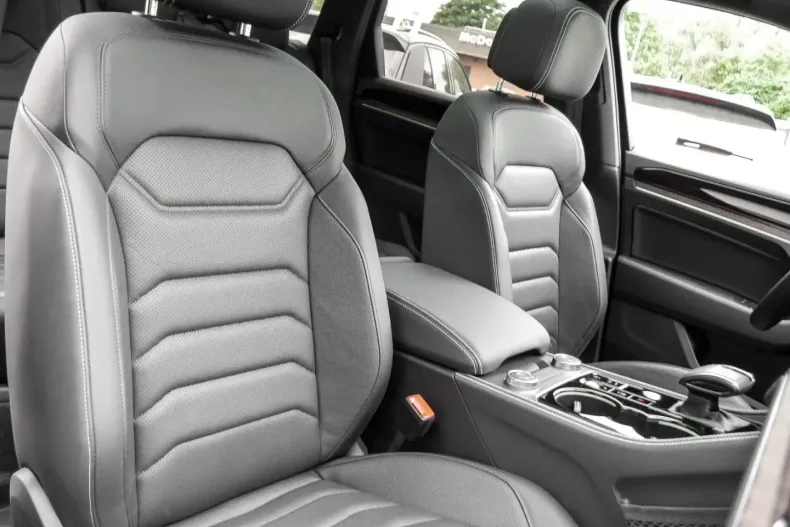 Volkswagen Touareg din 2024 cu 27.650 km - oferta VOL117215 - foto 6