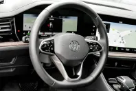 Volkswagen Touareg din 2024 cu 27.650 km - oferta VOL117215 - foto 8