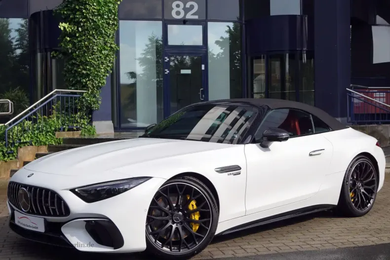 Mercedes-Benz SL 63 AMG din 2024 cu 3.987 km - oferta MER117220 - foto 4