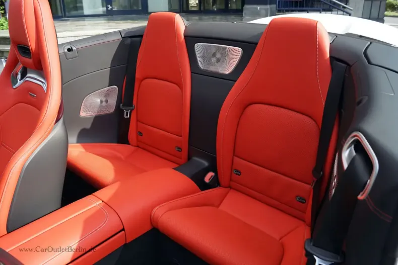 Mercedes-Benz SL 63 AMG din 2024 cu 3.987 km - oferta MER117220 - foto 22