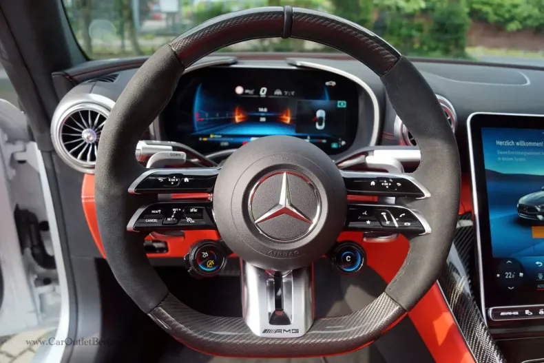 Mercedes-Benz SL 63 AMG din 2024 cu 3.987 km - oferta MER117220 - foto 27