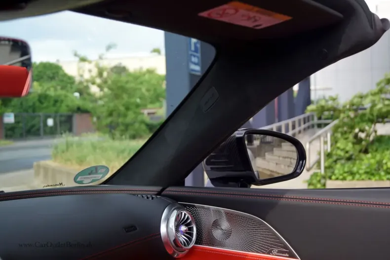 Mercedes-Benz SL 63 AMG din 2024 cu 3.987 km - oferta MER117220 - foto 29