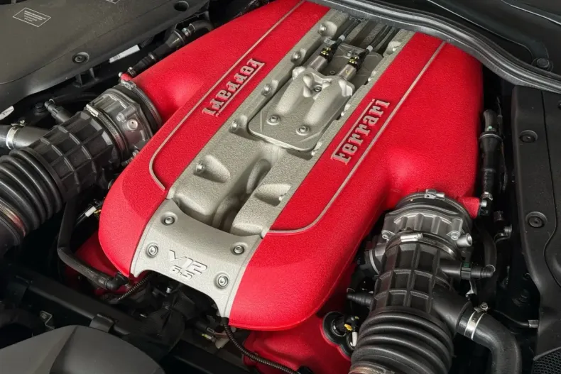 Ferrari 812 din 2023 cu 3.800 km - oferta FER117222 - foto 18