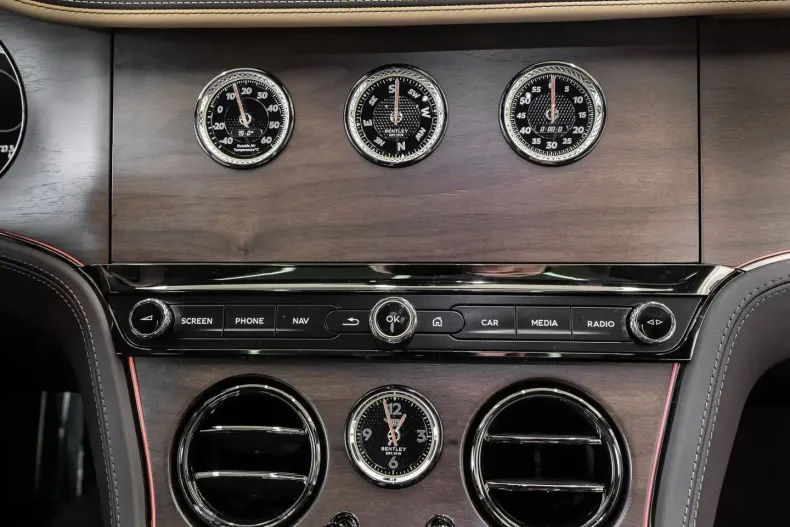 Bentley Continental GT din 2024 cu 4.900 km - oferta BEN117226 - foto 12