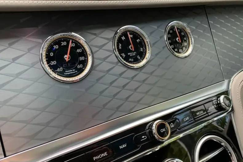 Bentley Continental GT din 2024 cu 1.900 km - oferta BEN117227 - foto 27