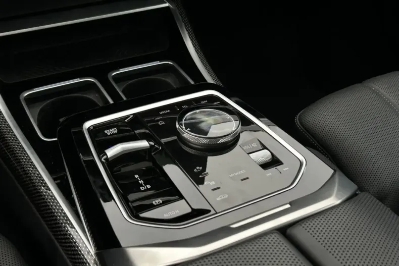 BMW i7 din 2022 cu 44.543 km - oferta BMW117228 - foto 14