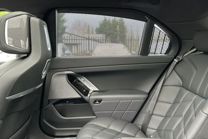 BMW i7 din 2022 cu 44.543 km - oferta BMW117228 - foto 22