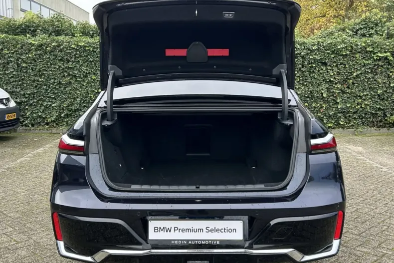 BMW i7 din 2022 cu 44.543 km - oferta BMW117228 - foto 28