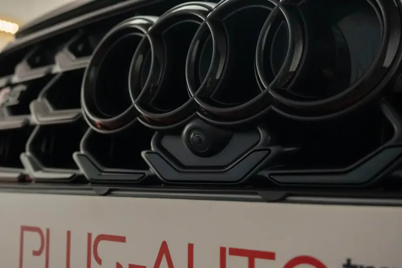 Audi S8 din 2022 cu 44.000 km - oferta AUD117232 - foto 3