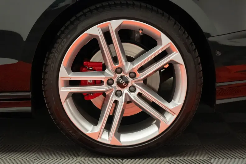 Audi S8 din 2022 cu 44.000 km - oferta AUD117232 - foto 13