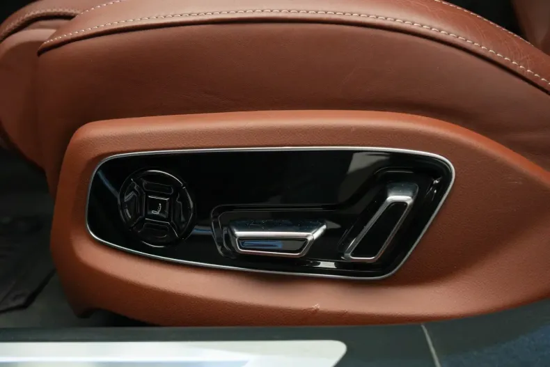 Audi S8 din 2022 cu 44.000 km - oferta AUD117232 - foto 18