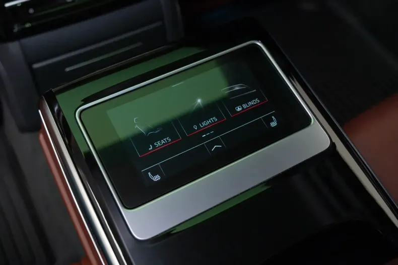 Audi S8 din 2022 cu 44.000 km - oferta AUD117232 - foto 31