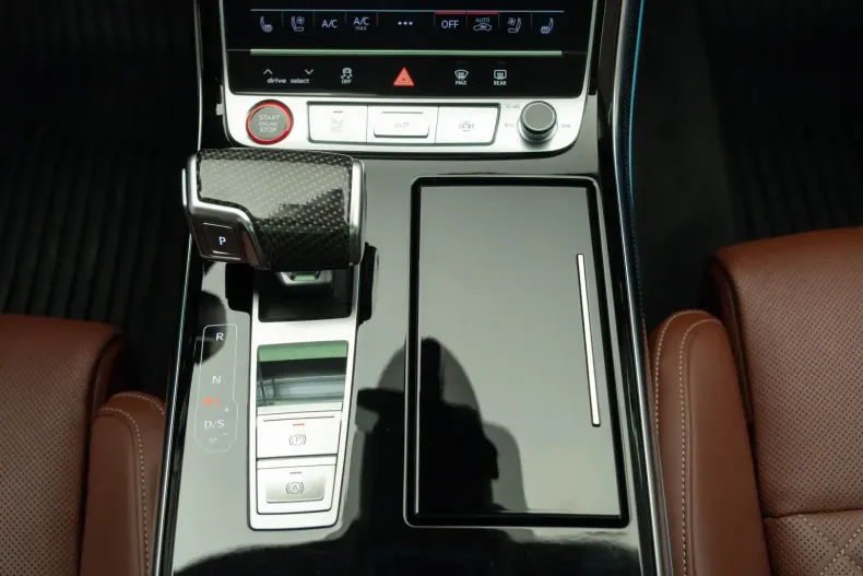 Audi S8 din 2022 cu 44.000 km - oferta AUD117232 - foto 33