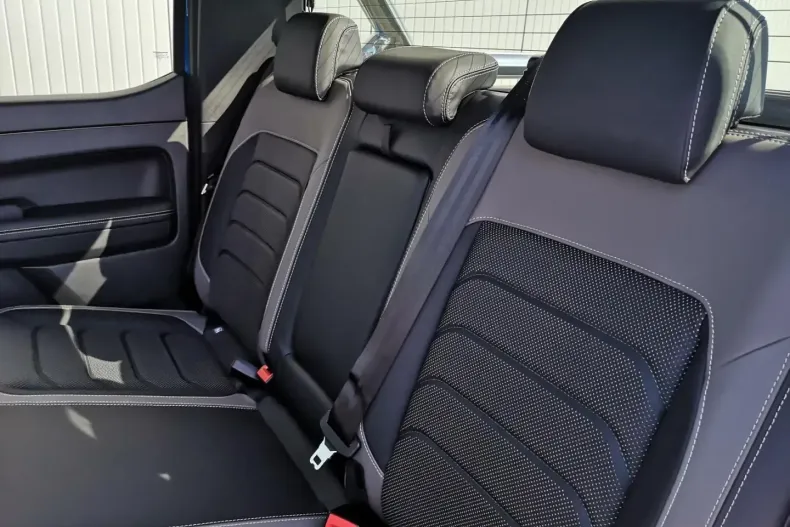 Volkswagen Amarok din 2025 cu 10 km - oferta VOL117235 - foto 11