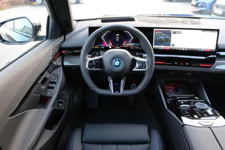 BMW 530 din 2025 cu 10 km - oferta BMW117252 - foto 3