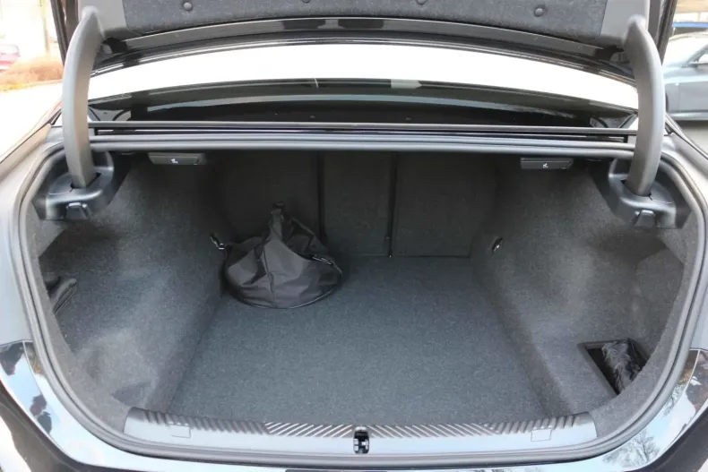 BMW 530 din 2025 cu 10 km - oferta BMW117252 - foto 7